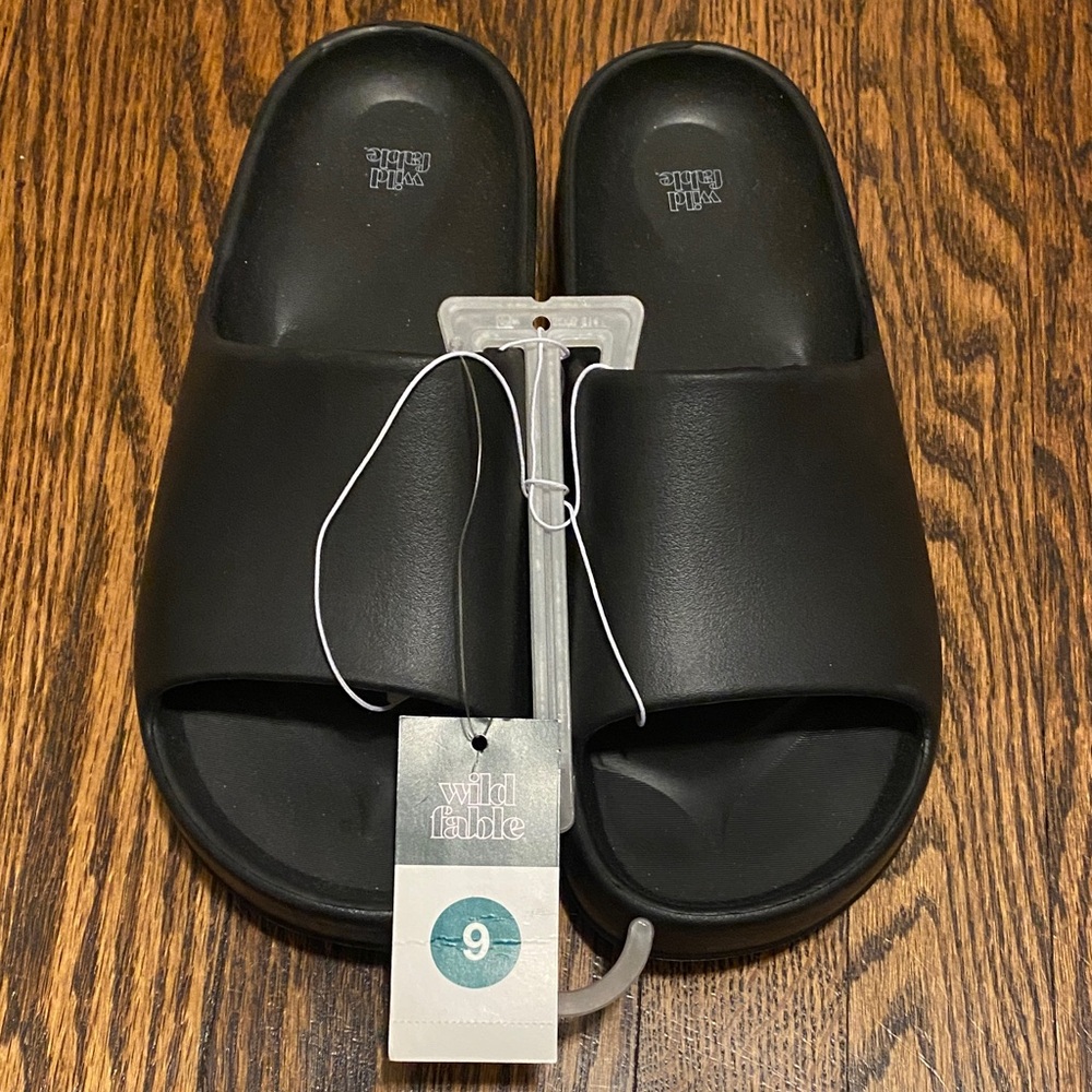 wild fable Black Slide Sandals with Padded Footbed